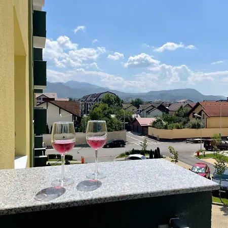Mountain View Maria Apartment